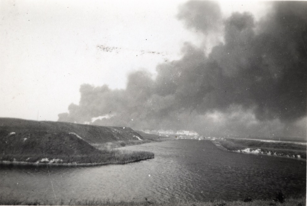 DUNKERQUE 6 JUIN40 APRES LES BOMBARDEMENTS.tif